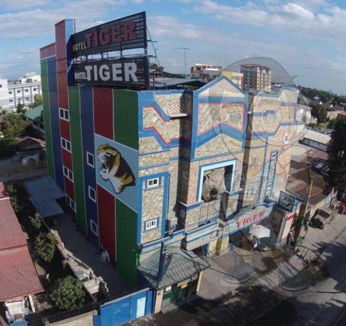 Tiger Hotel アンヘレス エクステリア 写真